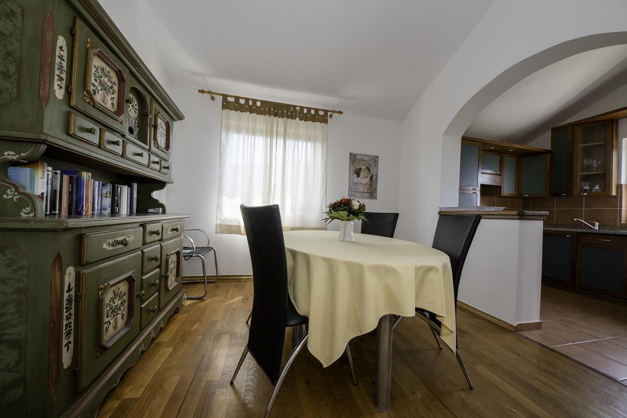 Apartments Dedic Supetarska Draga Exteriér fotografie